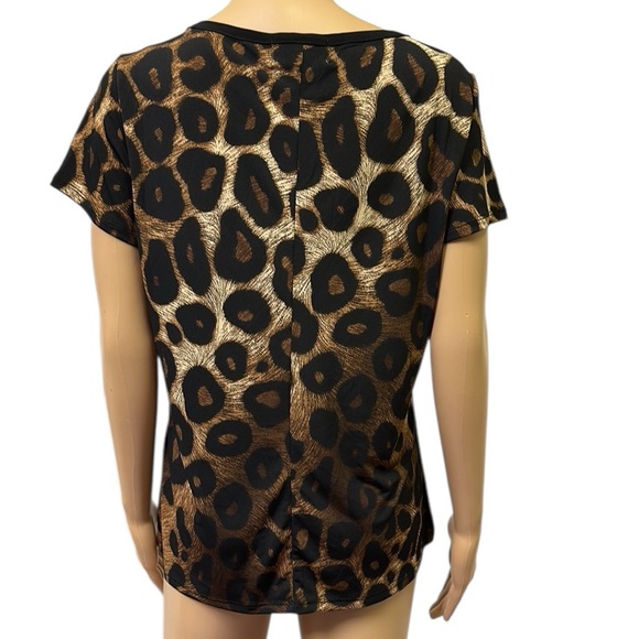 Diana Belle Leopard Animal Print Short Sleeve Accent Shoulder Blouse Top Medium - Picture 5 of 10